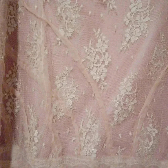 🌹pink lace skirt with zipper on the side - Picture 7 of 11